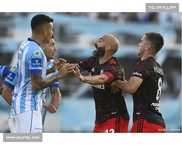 飓风图片真实照片回顾飓风队激战图库曼竞技赛事的激情瞬间与辉煌时刻全记录